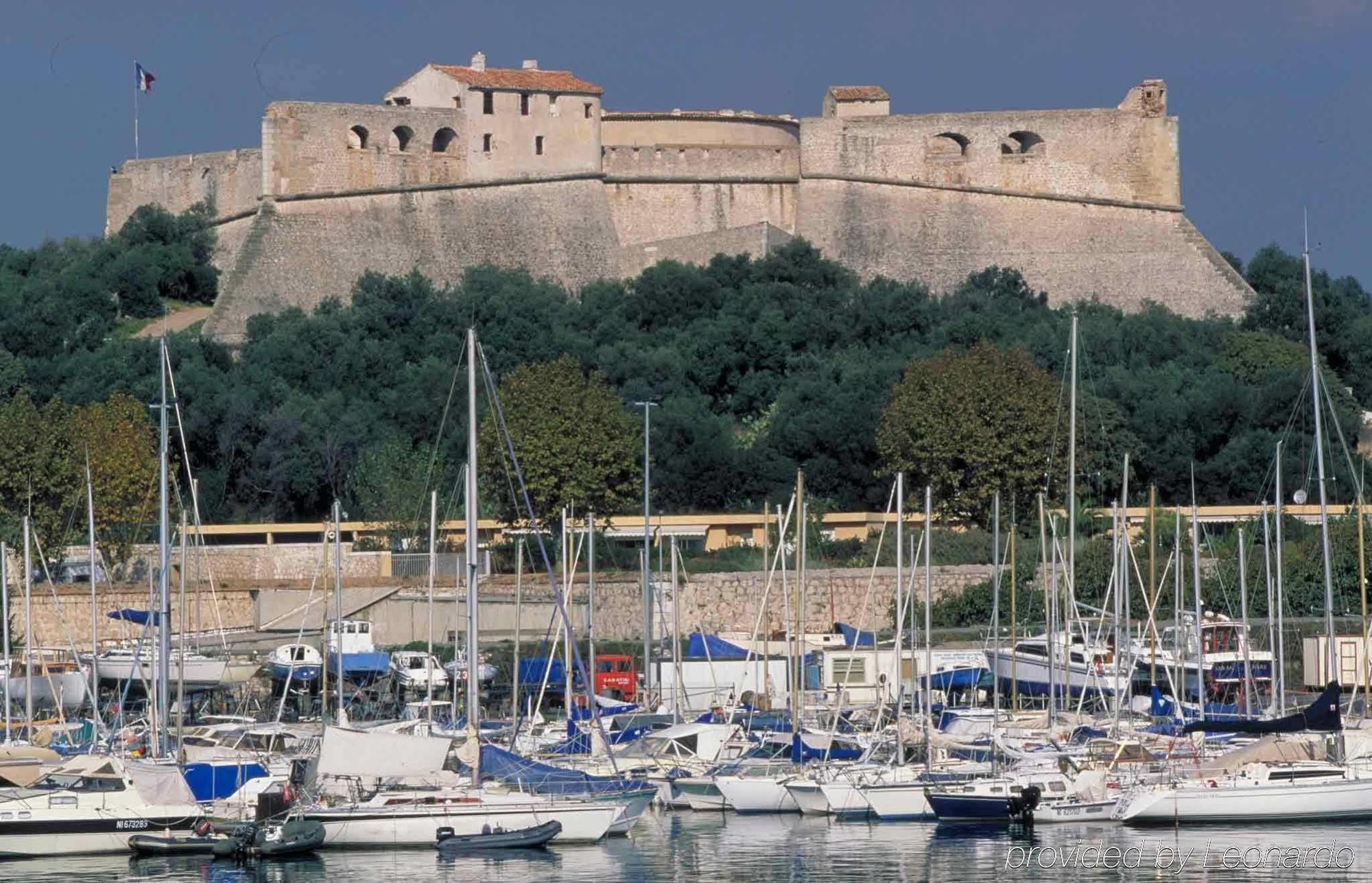 Ibis Styles Antibes Juan Les Pins Hotel Ngoại thất bức ảnh