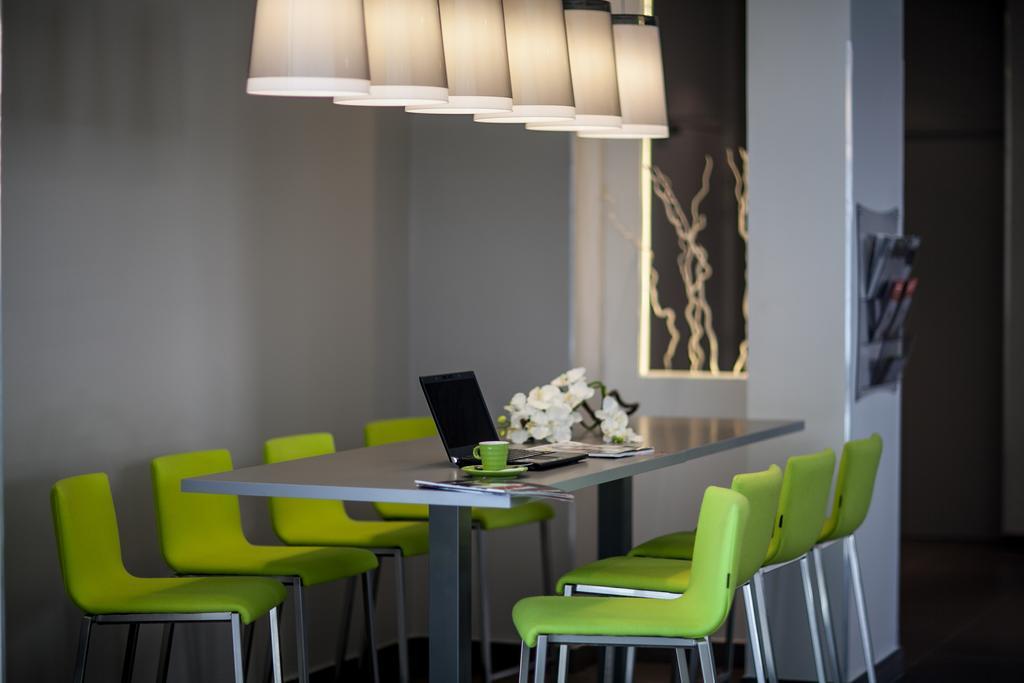 Ibis Styles Antibes Juan Les Pins Hotel Nhà hàng bức ảnh